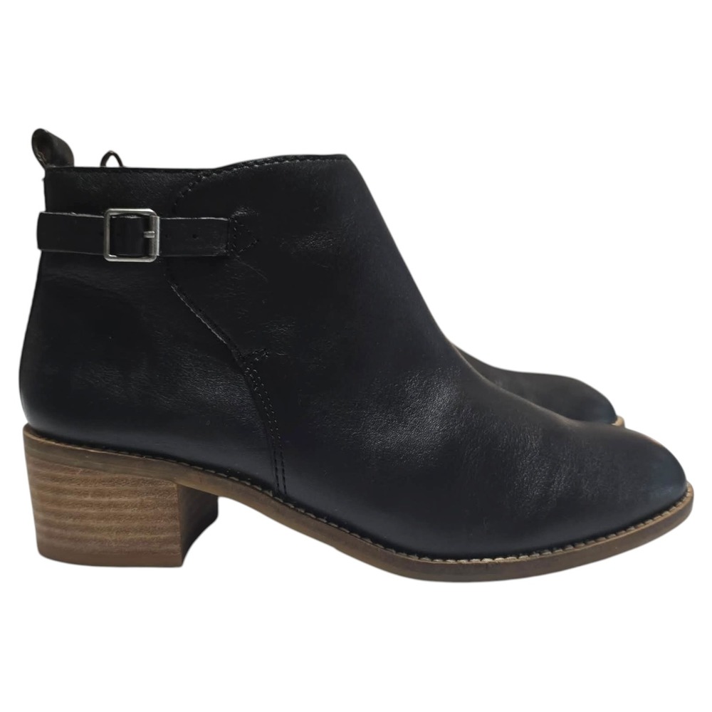 Lucky Brand Harpiee Black Leather Ankle Boots Buckle Block Heel Womens 7M SH317 - Picture 2 of 10